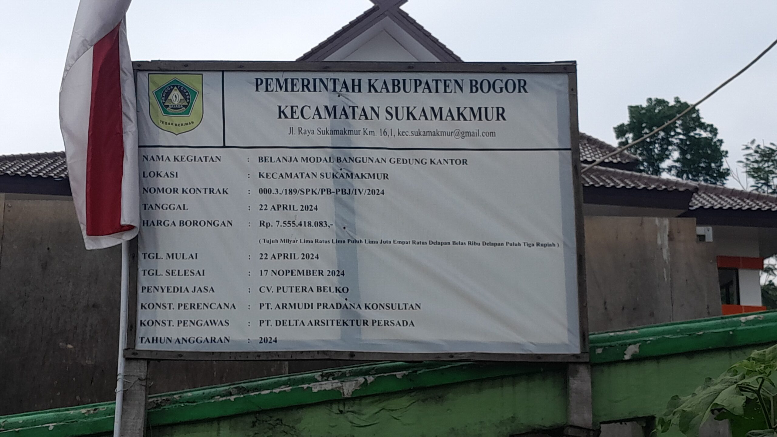 LSM KOMPARASI Soroti Anggaran Fantastis Dan  Pengawasan Proyek Kantor Kecamatan Sukamakmur.